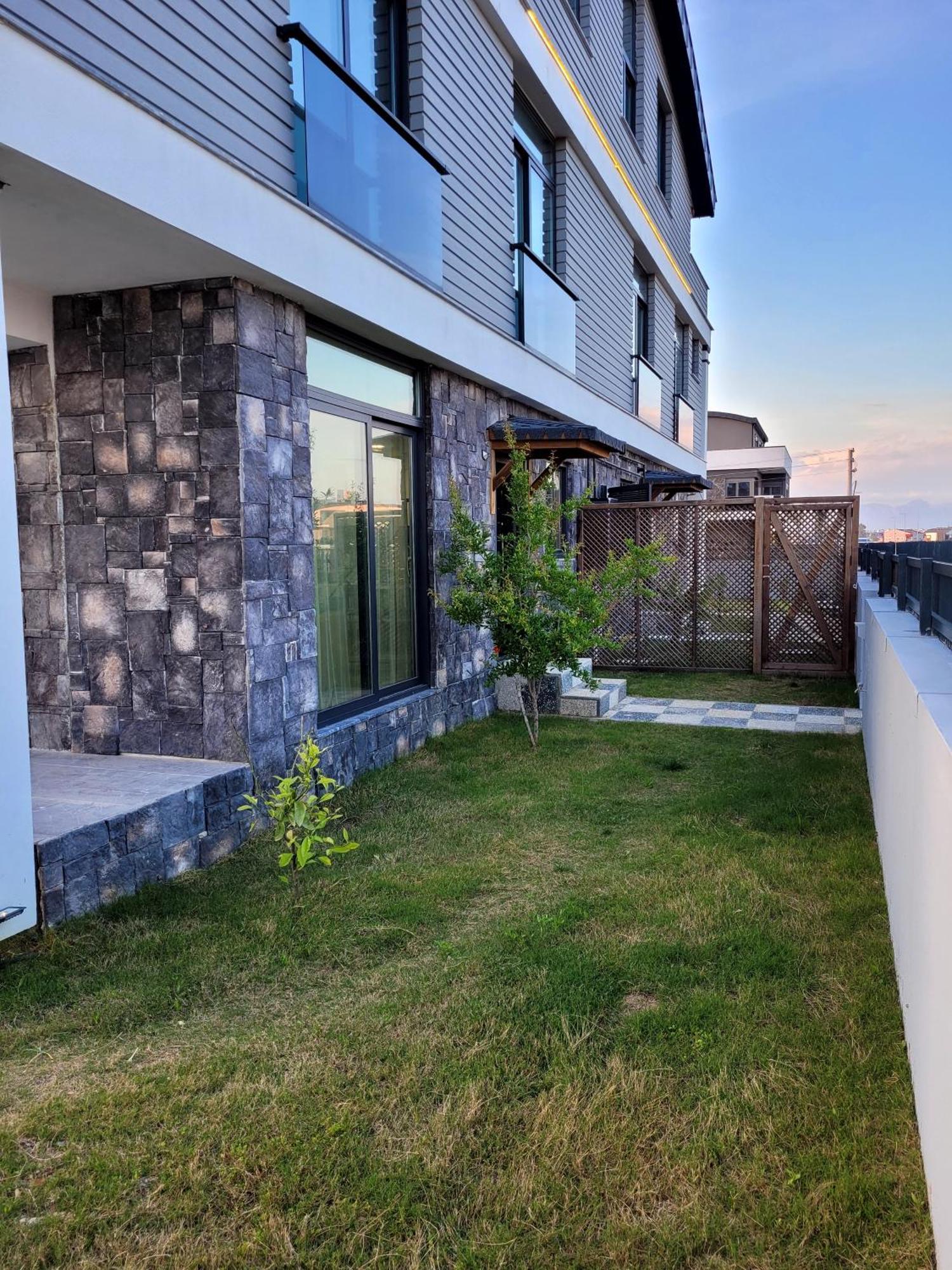 Oldskool Villas Close To Lara Beach 안탈리아 객실 사진